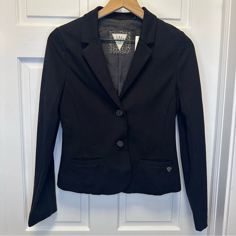 Ikks Classic Black‎ Blazer with Embellished Back